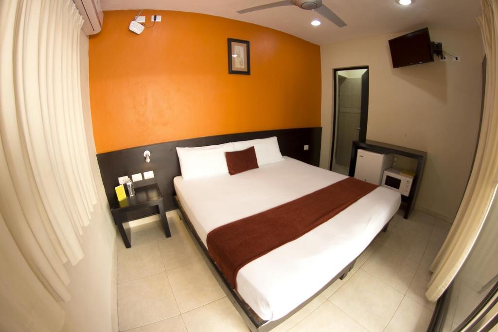 Hotel & Suites Domani Progreso  Ngoại thất bức ảnh