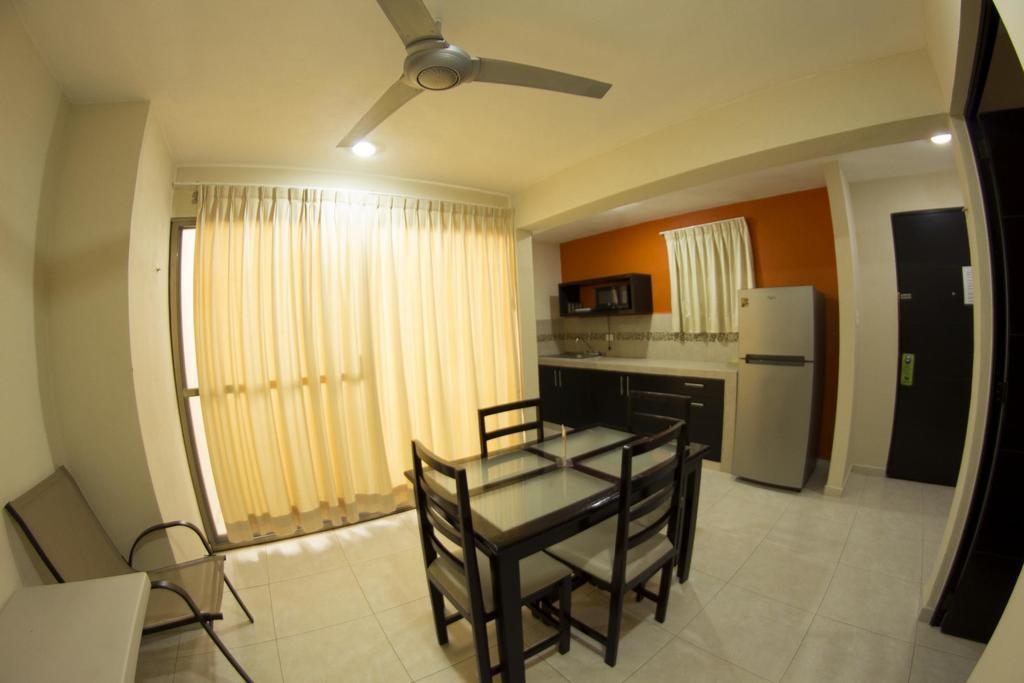 Hotel & Suites Domani Progreso  Ngoại thất bức ảnh